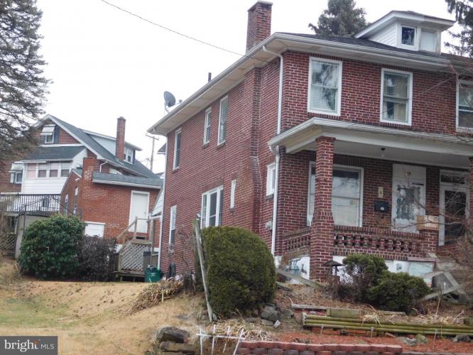 Photo of 964 New Holland Road