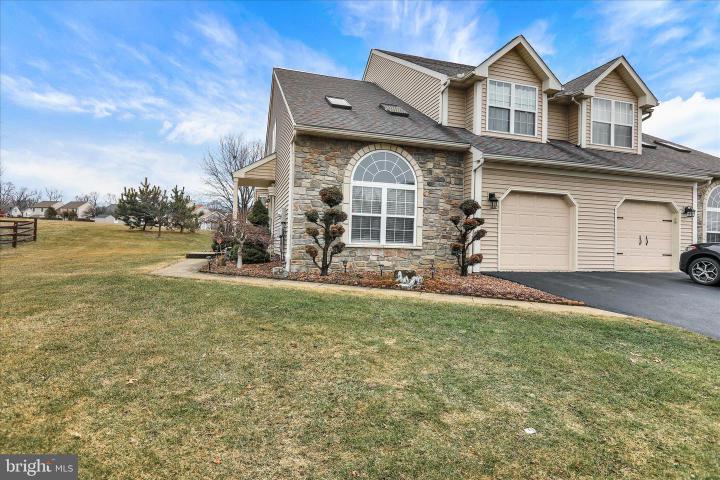 Photo of 73 Michigan