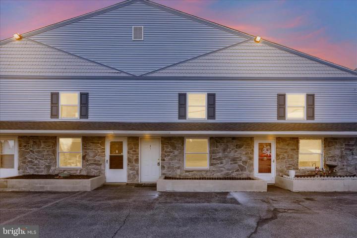 Photo of 709 Hill Road 3