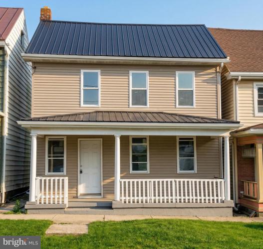Photo of 69 Main Street, Womelsdorf PA
