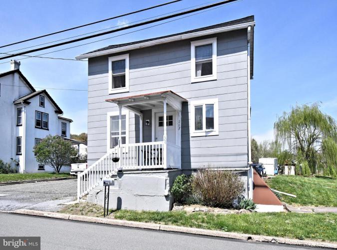 Photo of 117 N Church Street, Bally PA