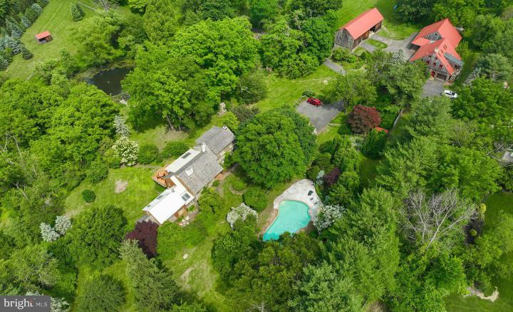 Photo of 705 Schoffers Road