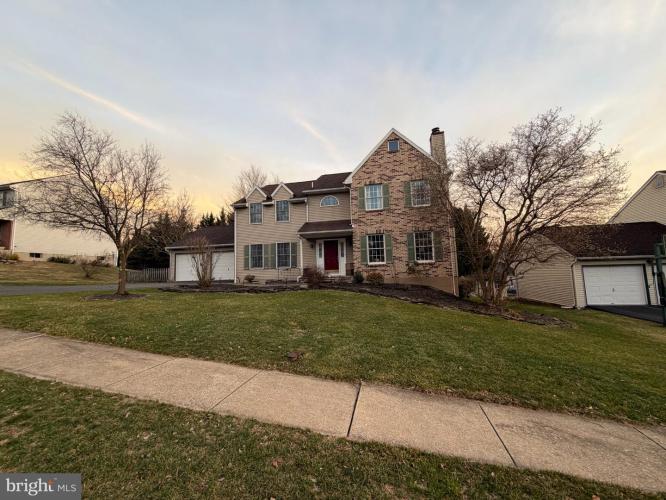 Photo of 119 Constitution Avenue