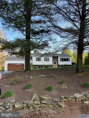 Photo of 18 Deer Path Road