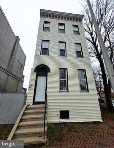 Photo of 300 Pine Street, Reading PA