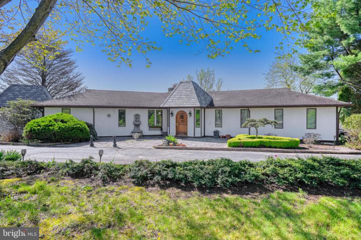 Photo of 253 Quaker City Road, Kempton PA