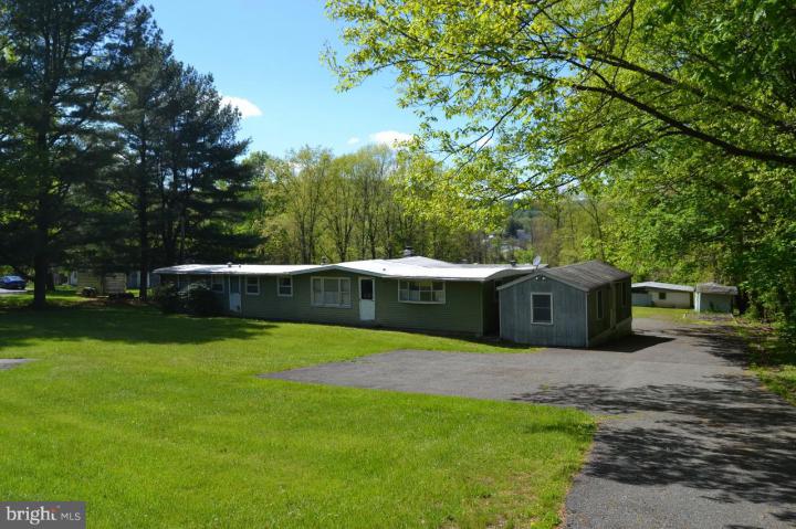 Photo of 1045 Route 100, Bechtelsville PA