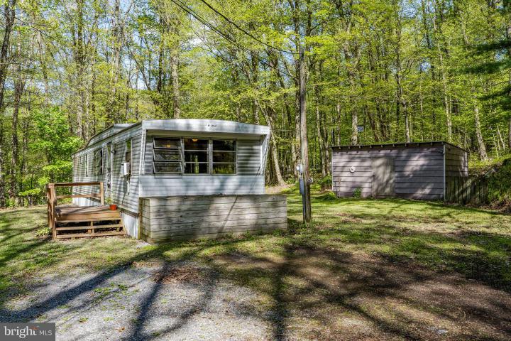 Photo of 1528 Hilltop Road