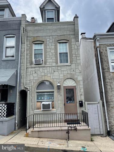 Photo of 520 S 17 1 2 Street