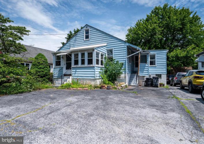 Photo of 1137 E Main Street