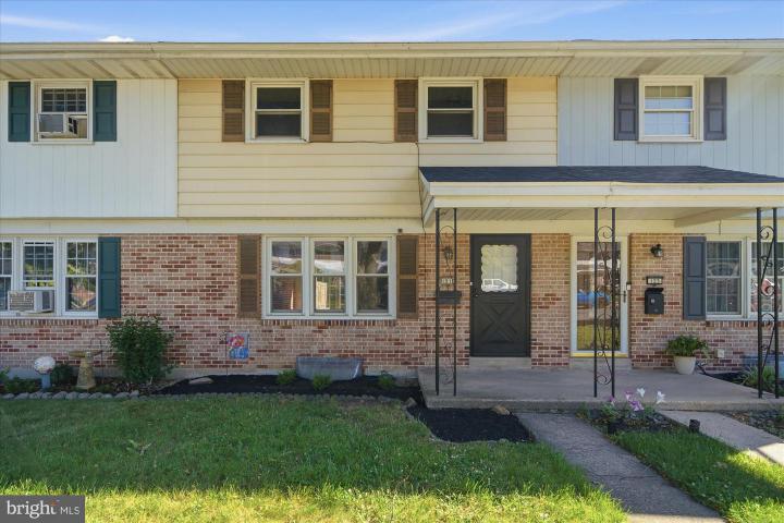 Photo of 121 Pennbrook Av