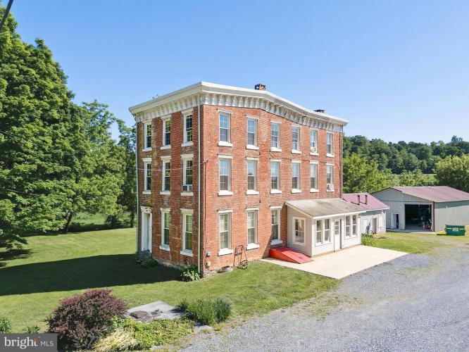 Photo of 1306 Long Lane Road