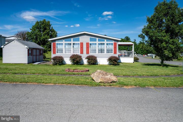 Photo of 500 Caravelle Lane