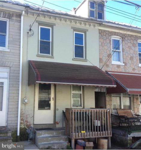 Photo of 1122 Buttonwood Street