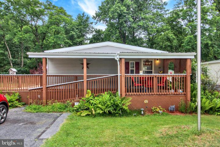 Photo of 3450 Mountain Road Trlrm20