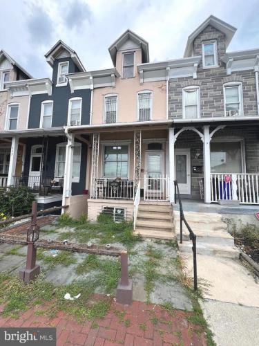 Photo of 541 Spring Street