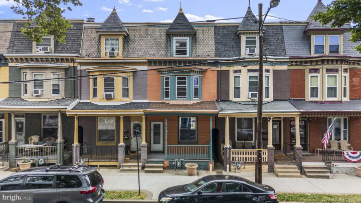 Photo of 427 Chestnut Street