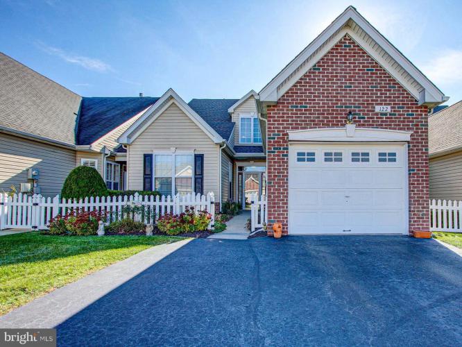 122 Devonshire Way, Sellersville PA 18960 for sale by EveryHome Realtors