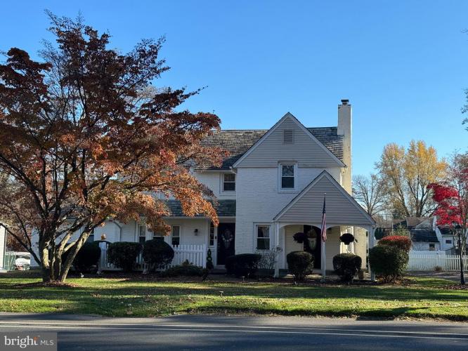 951 2nd Street Pike, Southampton PA 18966 for sale by EveryHome Realtors