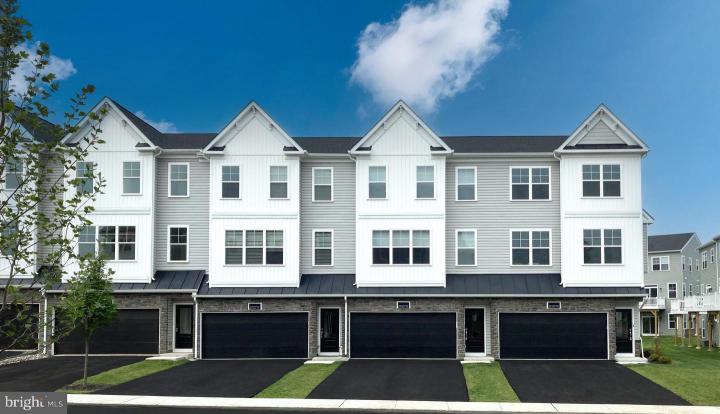 Photo of 20 Warren Dr 10, Chalfont PA