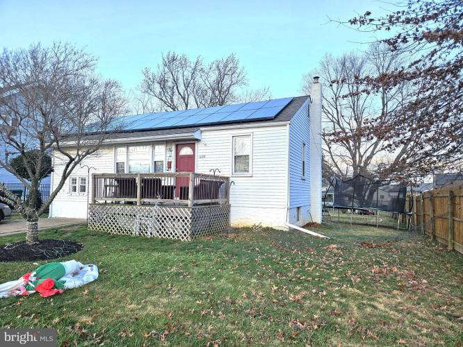 1035 Green Lane, Levittown PA 19057 for sale by EveryHome Realtors