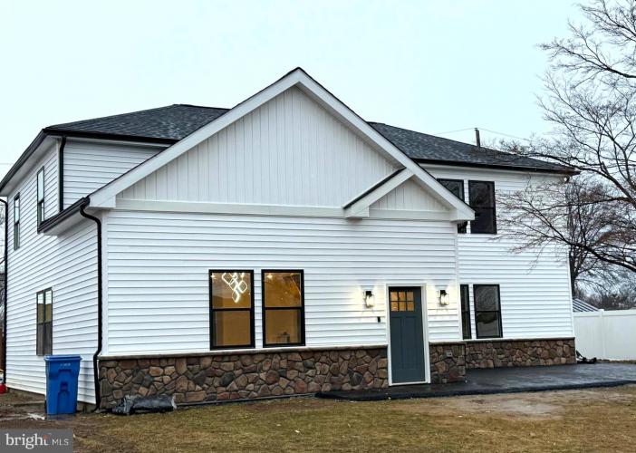 29 Bittersweet Road, Levittown PA 19057 for sale by EveryHome Realtors