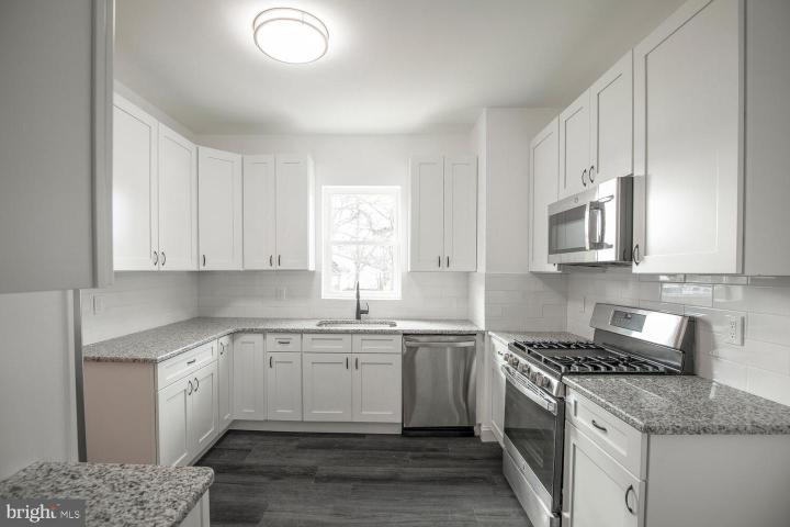 64 Park Avenue, Chalfont PA 18914 for sale by EveryHome Realtors