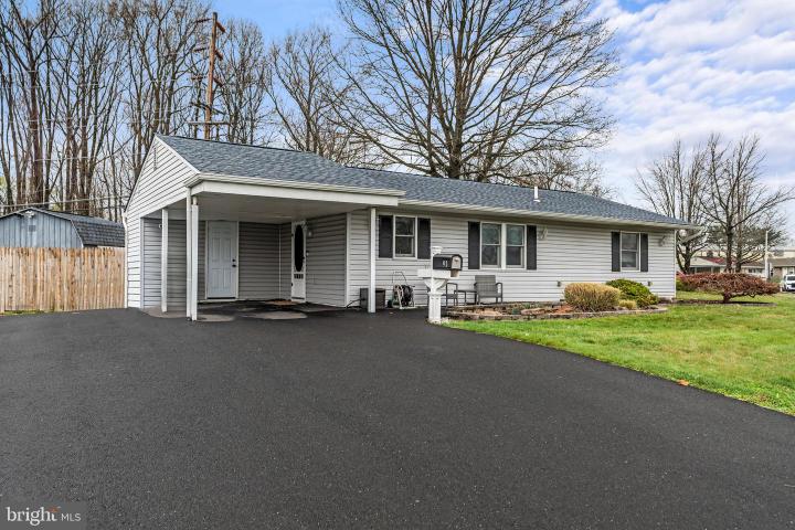 Photo of 91 Border Rock Road, Levittown PA