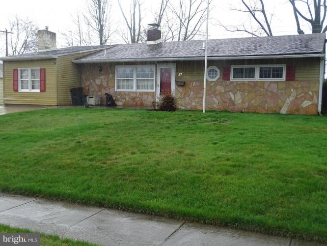 47 Tanglewood Lane, Levittown PA 19054 for sale by EveryHome Realtors