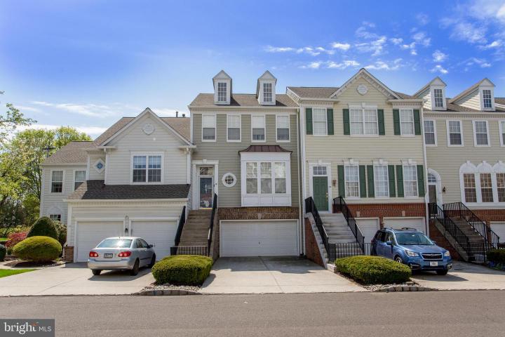 82 Avalon Court Doylestown PA 18901 for sale by EveryHome Realtors 82 Avalon Court Doylestown PA 18901 for sale by EveryHome Realtors