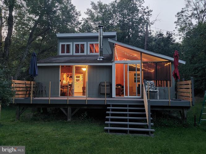 906 W Thatcher Road, Quakertown PA 18951 for sale by EveryHome Realtors