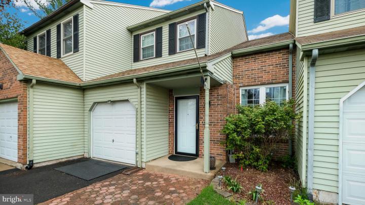 Photo of 348 Parkview Way, Newtown PA