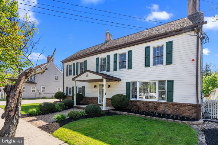 Photo of 418 Main Street, Tullytown PA