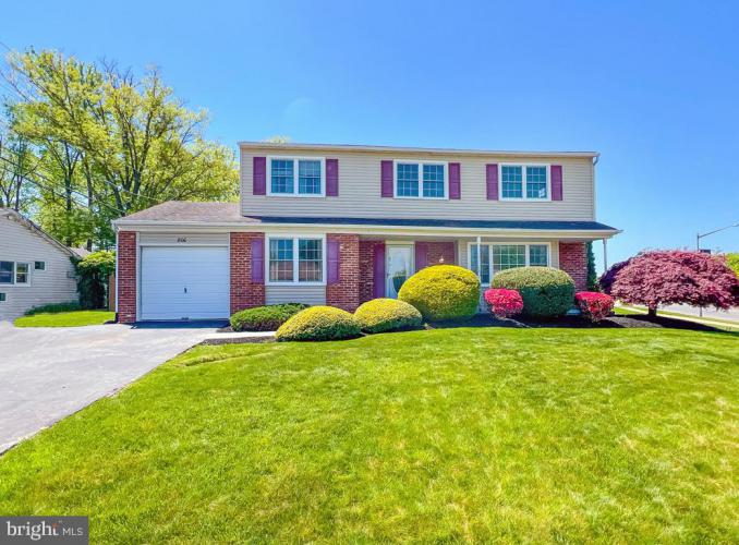 Photo of 800 Hanford Road, Fairless Hills PA