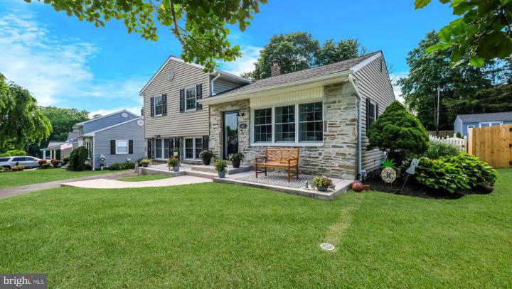 Photo of 1401 Hi-view Drive, Southampton PA