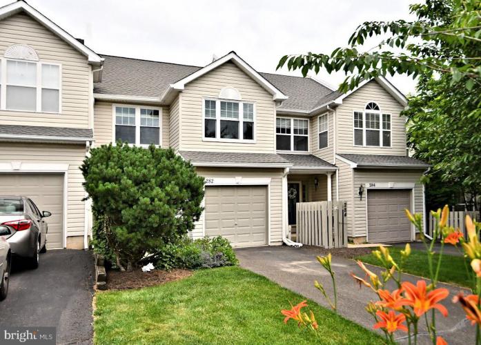 282 Prince William Way, Chalfont PA 18914 for sale by EveryHome Realtors
