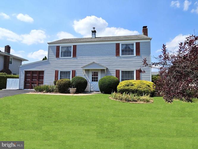 45 Turf Road, Levittown PA 19056 for sale by EveryHome Realtors