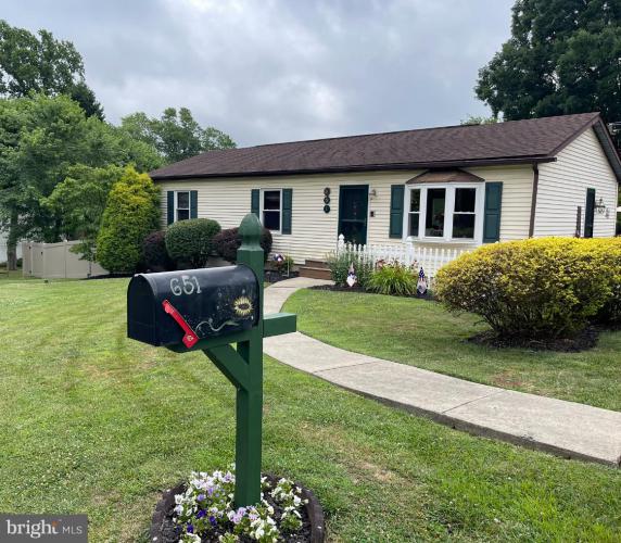 651 Avenue A, Feasterville Trevose PA 19053 for sale by EveryHome Realtors