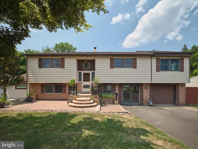 250 Florence Avenue, Warminster PA 18974 for sale by EveryHome Realtors