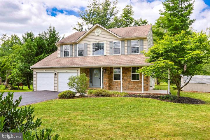 Photo of 5587 Stump Road, Pipersville PA
