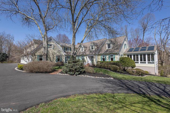 Photo of 1045 Washington Crossing Road, Newtown PA