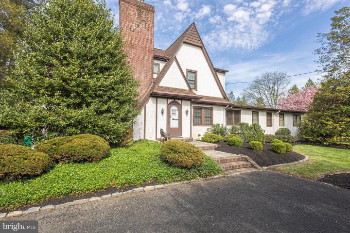 Photo of 1802 Yardley Morrisville Road