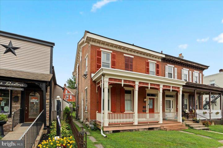 Photo of 129 N Main Street, Sellersville PA