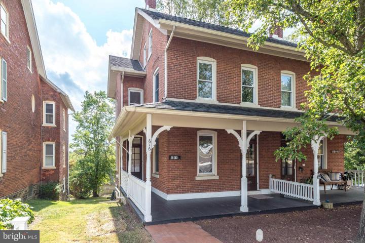 Photo of 616 W Walnut Street, Perkasie PA