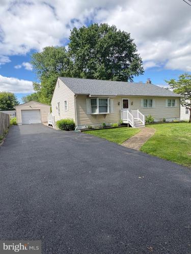 Photo of 461 E Myrtle Avenue, Feasterville Trevose PA