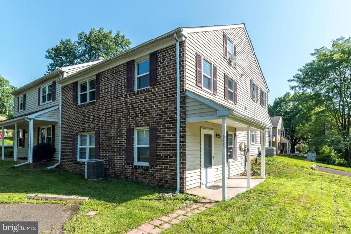 Photo of 501 Hickory Lane, Sellersville PA