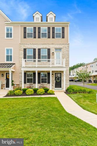 Photo of 4811 Lincoln Alley, Pipersville PA