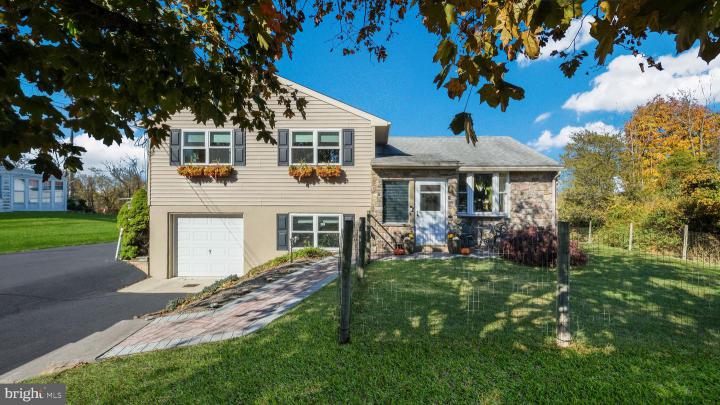 Photo of 7078 Easton Road, Pipersville PA