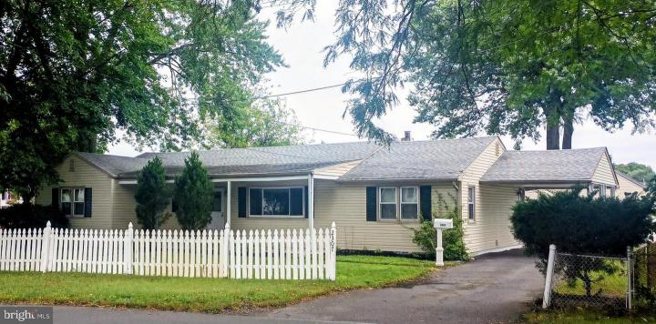 Photo of 2307 State Road