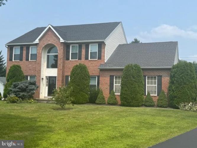Photo of 1124 Longwood Drive, Quakertown PA